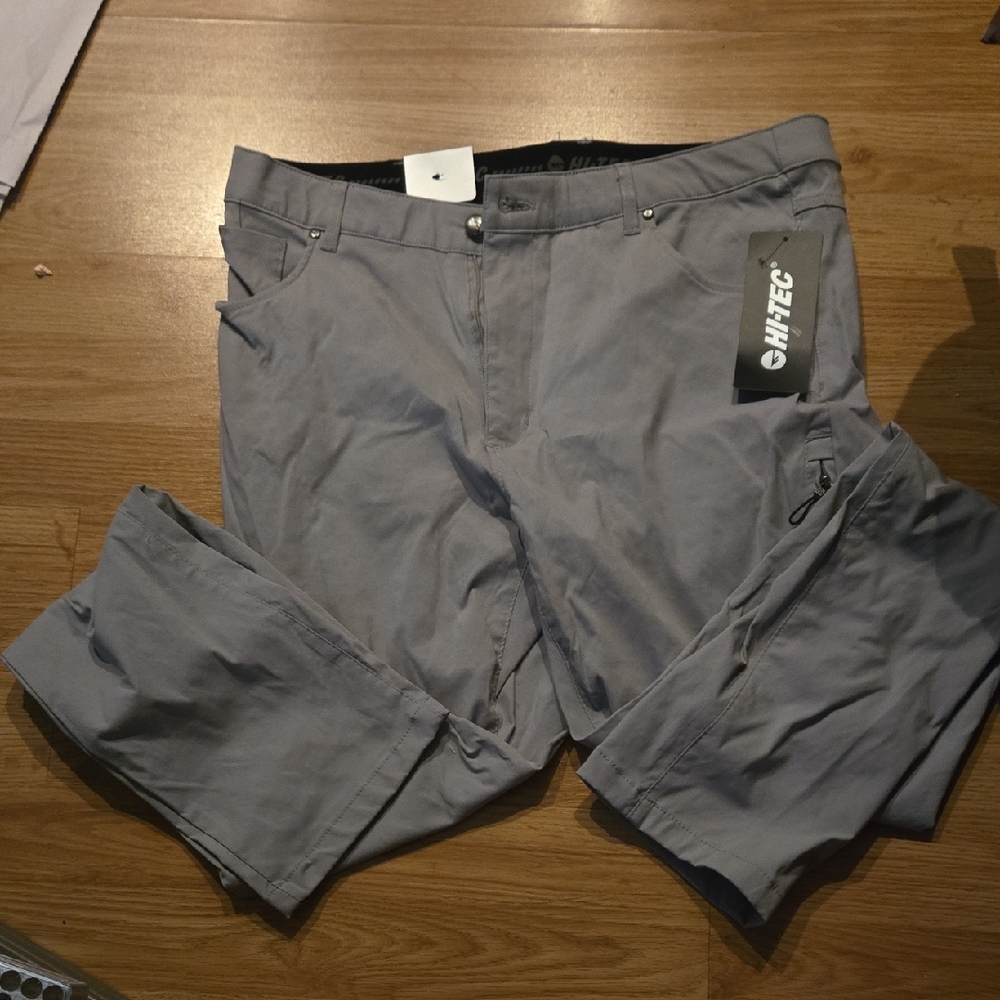 Hi-Tec Men's Cargo Pants in Gray